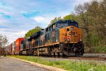 CSX 3354 on I-157